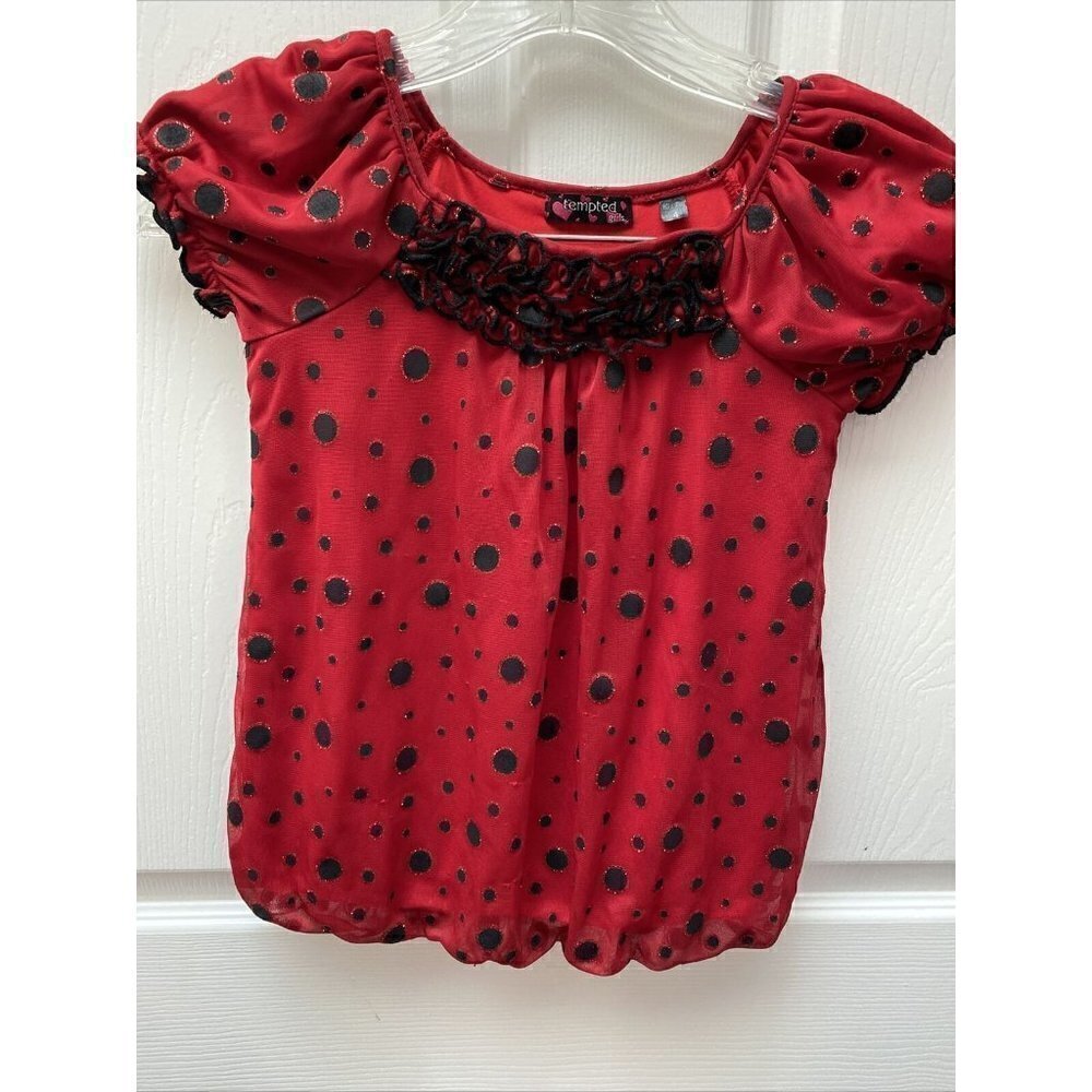h  TEMPTED dressy circles red short size 4